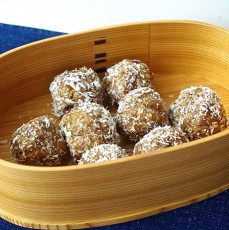 Tahini Coconut Balls